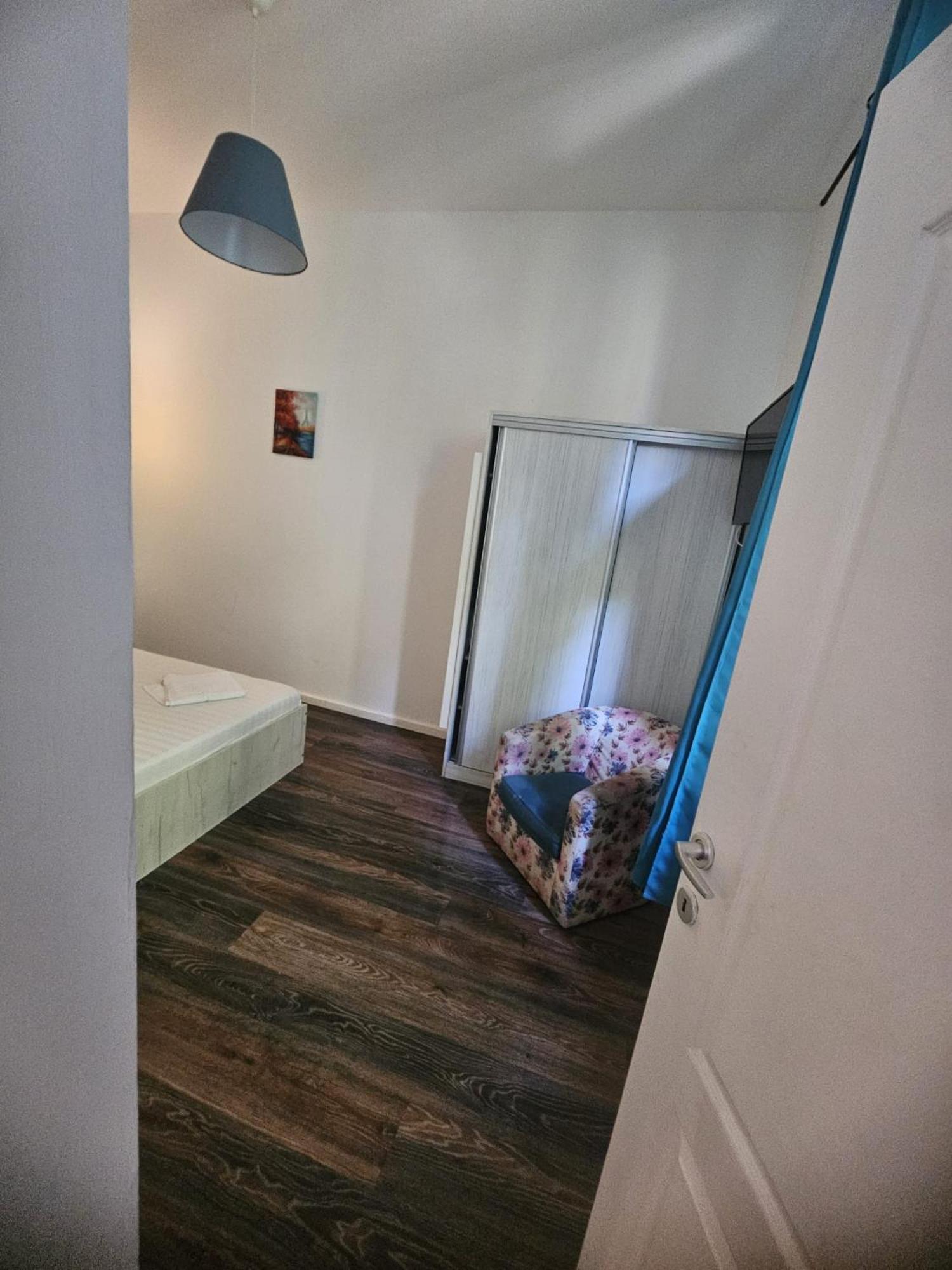 Stanford Aparthotel Bukarest Eksteriør billede